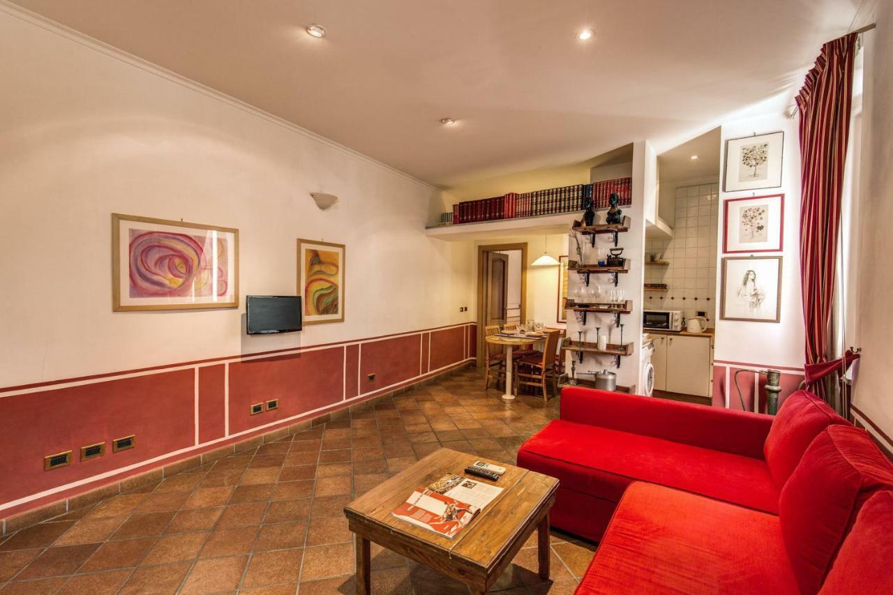 Lovely Flat By The Trevi Fountain Daire Roma Dış mekan fotoğraf