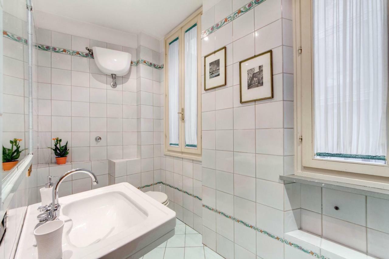 Lovely Flat By The Trevi Fountain Daire Roma Dış mekan fotoğraf
