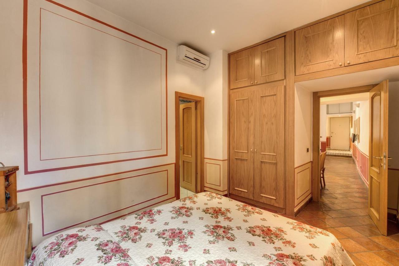 Lovely Flat By The Trevi Fountain Daire Roma Dış mekan fotoğraf